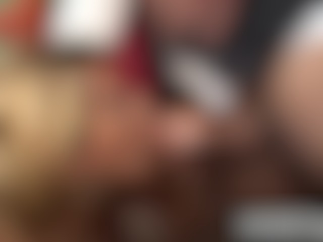 Stunning Milfs Chloe Delaure and Lydie Lust Let the Waiter Fuck Their Asses Vidéos Porno