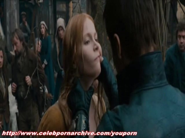 Pihla Viitala - Witch Hunters