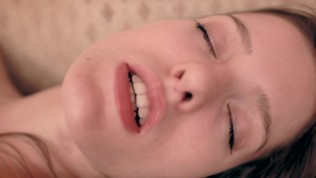 Cute brunette Silvie Luca in Elegant seduction - mc-nudes.com