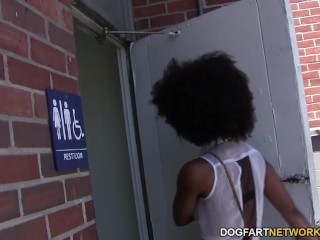 Bluszcz sherwood ssie kutasa w gloryhole