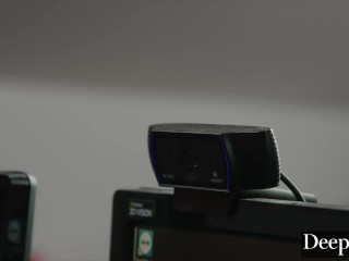 Głębsza dziewczyna gracza carmen caliente gra w inną grę