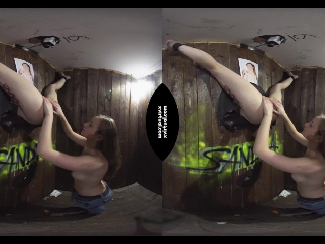 Virtual GloryHole Orgy In 180Â°