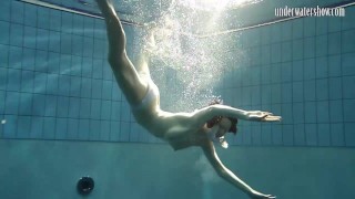 Teen loses her panties underwater