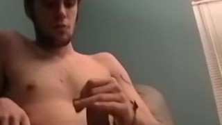 Amateur Americans Jason and Aiden masturbate and suck cock